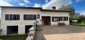 Maison 5 pièces 140 m²