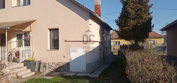 Eladó családi ház, Szekszárd, Alsóváros