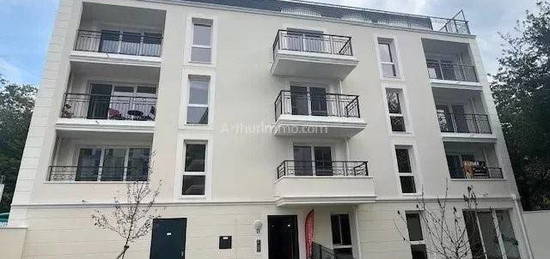 Appartement  à louer, 3 pièces, 2 chambres, 56 m²