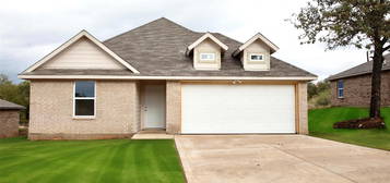 1529 Jacqueline Ln, Graham, TX 76450