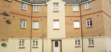 Flat to rent in Barnard House, Nightingale Crescent, Harold Wood RM3