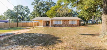 3970 Oak Ridge Ave, Mobile, AL 36619