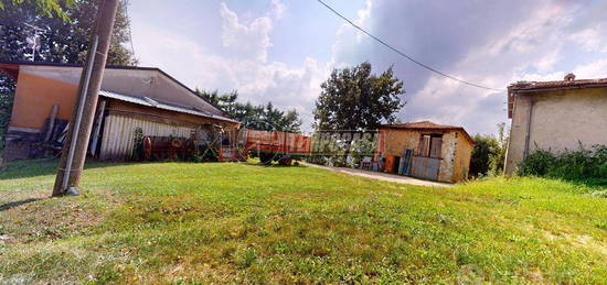 CASA BIFAMILIARE DA RISTRUTTURARE CON GIARDINO, CO