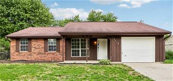 3218 Pawnee Dr, Indianapolis, IN 46235