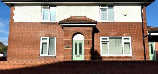 3 bedroom detached house