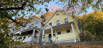 1315 Lincoln Ter, Peekskill, NY 10566