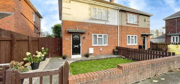 2 bedroom semi-detached house for sale