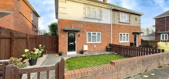 2 bedroom semi-detached house for sale