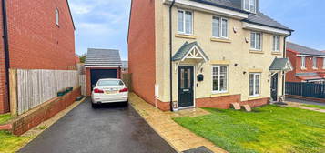 3 bedroom semi-detached house for sale