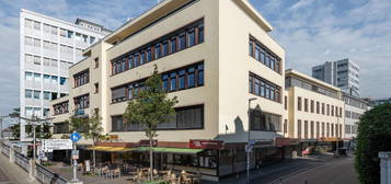 Zentrale 4 Zimmerwohnung mit schöner Dachterrasse - provisionsfrei