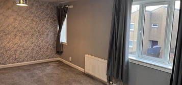 3 bed terraced house to rent