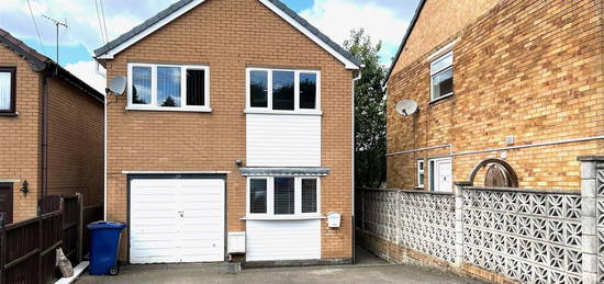 3 bed detached house for sale