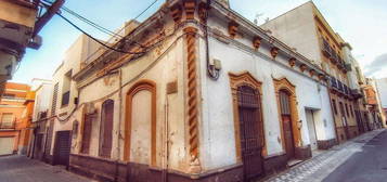 Casa en Plaza de Toros - Santa Rita, Almería