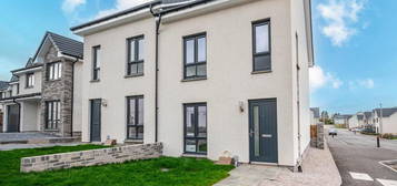 3 bed town house for sale