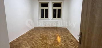 Pronájem bytu 1+1 39 m², Přibyslavská, Praha