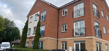 Flat to rent in Poppy Fields, Kettering NN16