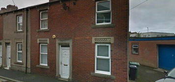 2 bed terraced house to rent