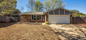 4304 S 2nd St, Broken Arrow, OK 74011