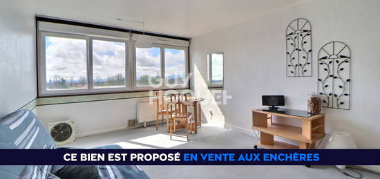 VENTE AUX ENCHERES - Appartement T1 avec stationnement sur Dardilly (69570)