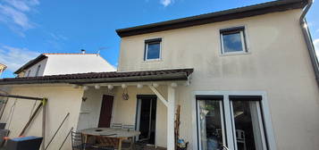 Maison  90 m2 environ Montfaucon-en-velay