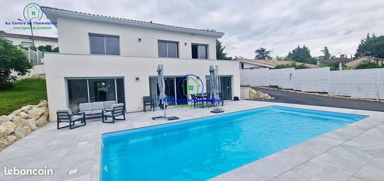 Villa 6 pièces 144 m²