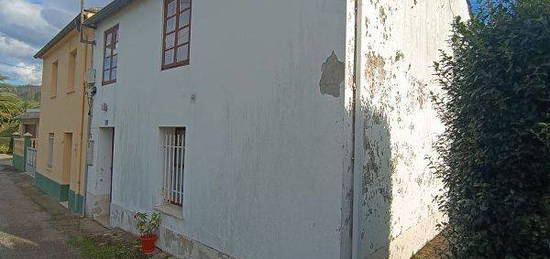 Casa en calle San Antonio en Mondoñedo