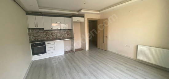 Rehber Gayrimenkulden Bayraklı İzban Yakını Kiralık 1+1 Daire