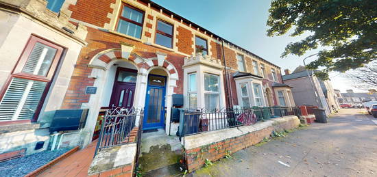 Flat to rent in Coedcae Street, Grangetown, Cardiff CF11