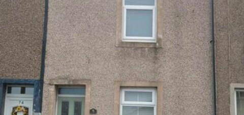 2 bedroom terraced house