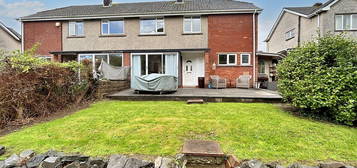 3 bed semi-detached house for sale