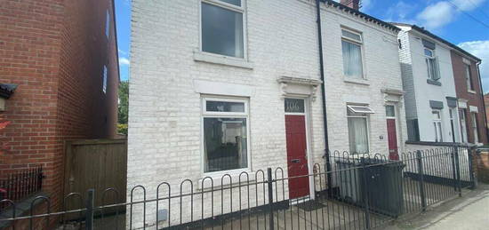 2 bedroom semi-detached house