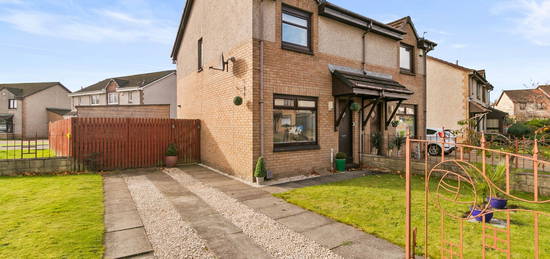 2 bed semi-detached house for sale