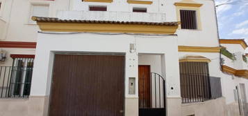 Casa adosada en venta en Calle Cordoba, Aguadulce (Sevilla)