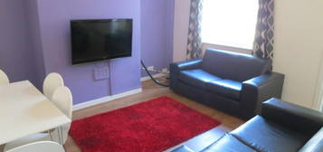 Terraced house to rent in Patten Street, Withington, Manchester M20