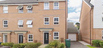 4 bedroom detached house to rent