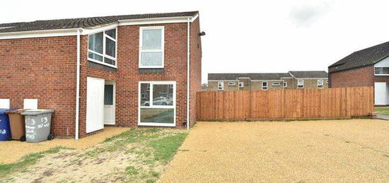 3 bedroom end of terrace house