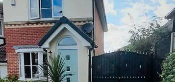 2 bedroom semi-detached house