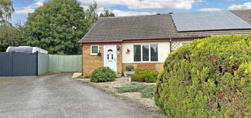 2 bedroom semi-detached bungalow for sale