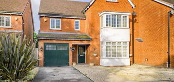 6 bedroom detached house for sale