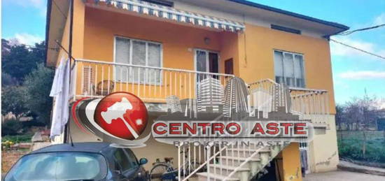 Casa indipendente all'asta in via Regina Margherita