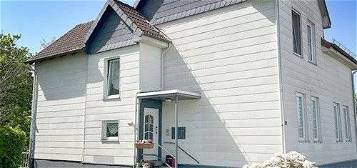 Ihre erste Kapitalanlage! Vermietete Eigentumswohnung im Erdgeschoss eines Zweifamilienhauses in Bad Harzburg zu verkaufen - ohne Maklerprovision für 