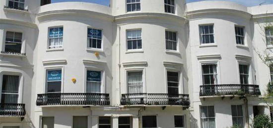 Flat for sale in Lansdowne Place, Hove BN3