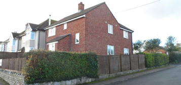 3 bedroom detached house