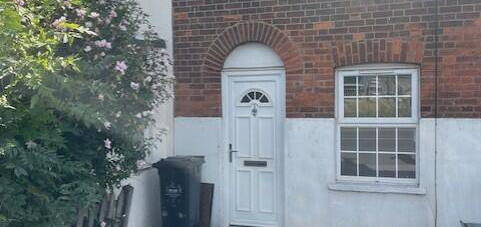 2 bedroom terraced house