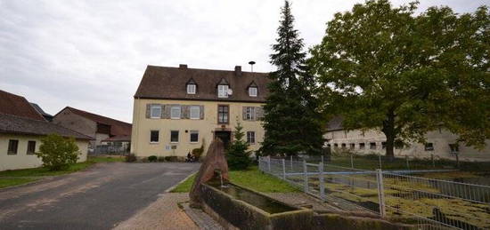 großzügiger Bestandsbau in der Rhön