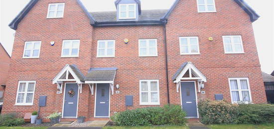 3 bedroom terraced house for sale