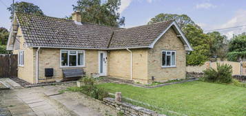 2 bed detached bungalow for sale