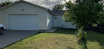 1410 S Clay Ave, Liberal, KS 67901