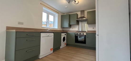 4 bed terraced house to rent