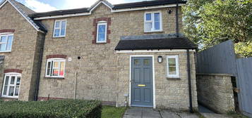 2 bed semi-detached house for sale